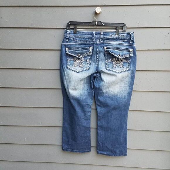 Zenim Denim Natural Waist Cropped Jeans Bling on Back Pockets size 29 8 - Picture 5 of 12